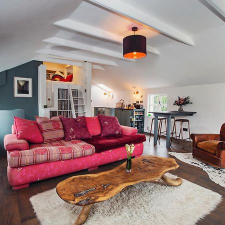 Black Mountains Stylish Hideaway, Nr Crickhowell Llanbedr  Exterior photo
